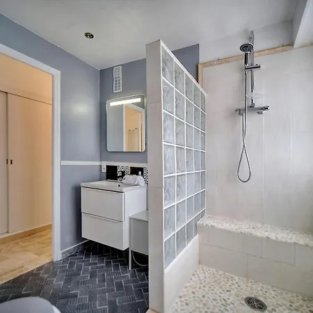 Upstays California View 29m קאן