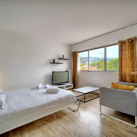 Apartment Upstays California View 29m